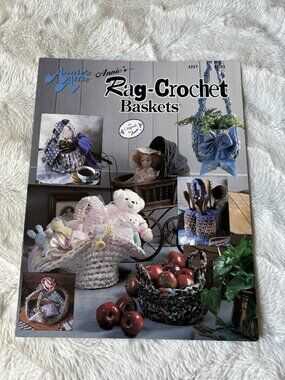 ANNIE'S ATTIC Rag Crochet Baskets 1992 Pattern Booklet With 6 Basket Patterns